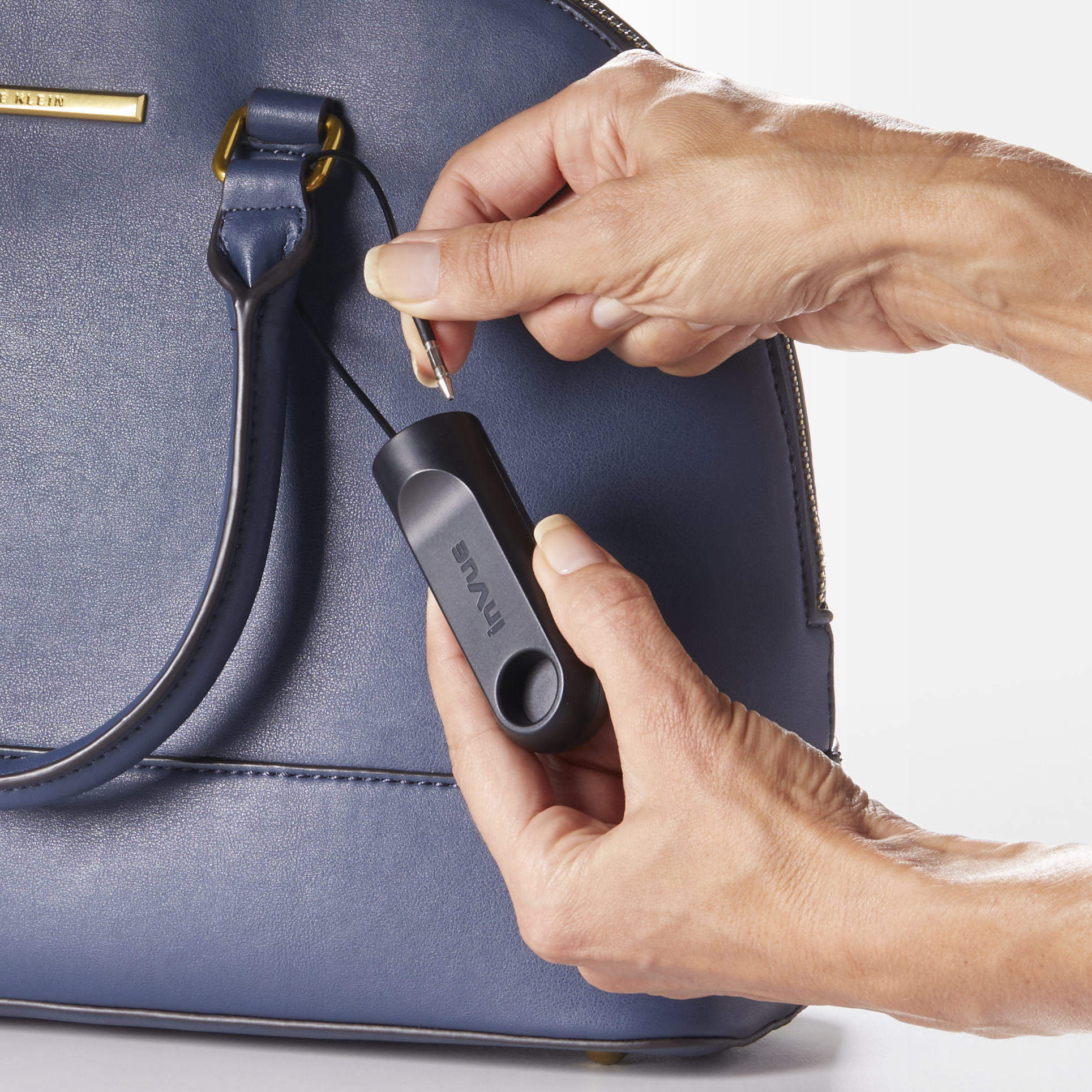 IR cable lock – available in RF and AM, 2-way or 3-way alarm