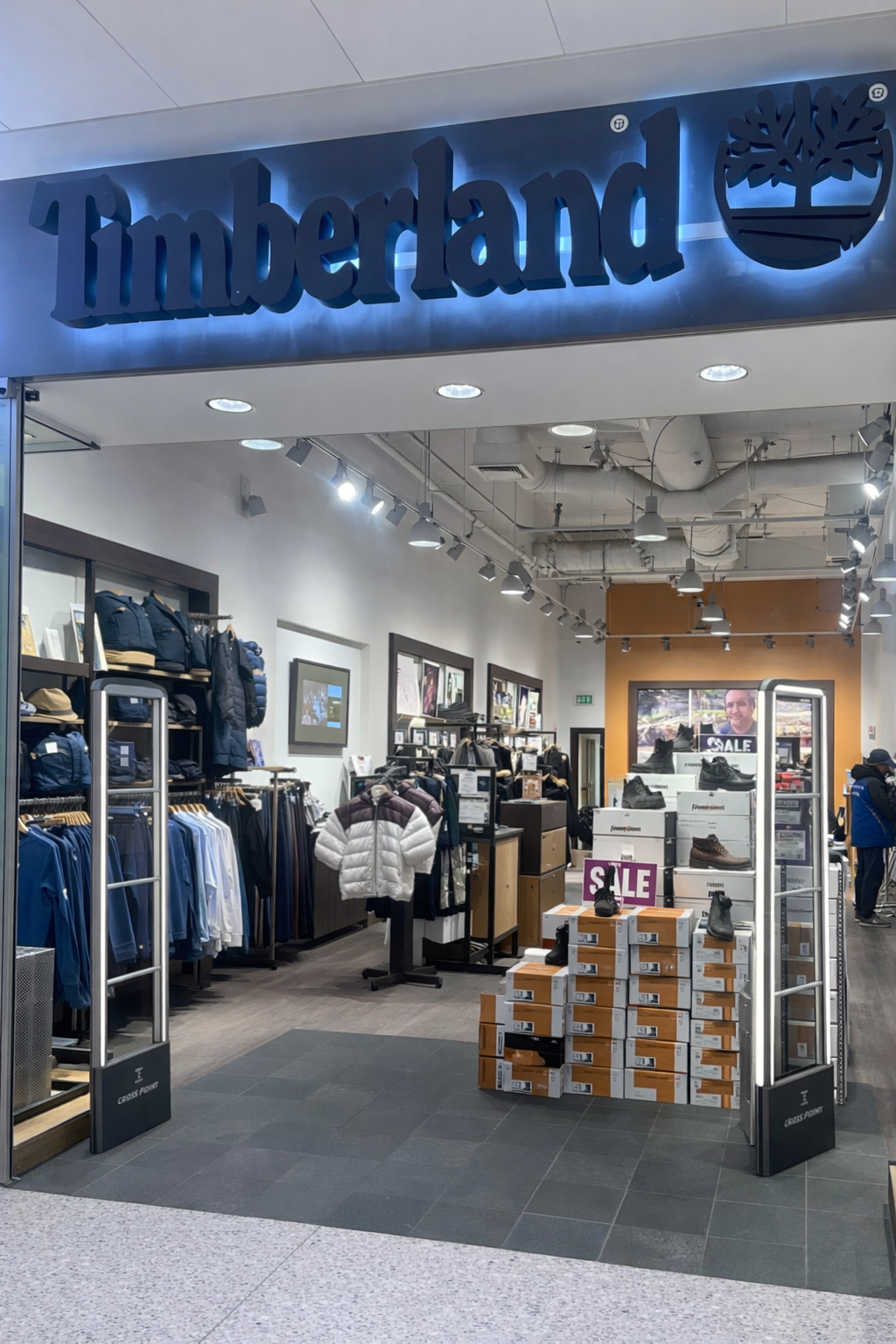 How AM would look: Timberland entrance with 2 gates