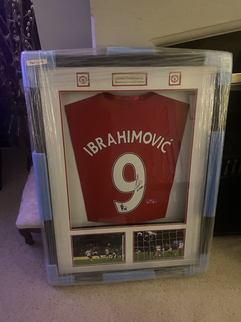 Zlatan Ibrahimović sold memorabilia