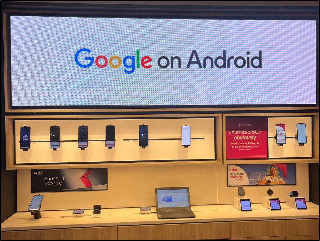 OnePOD MAX in retail display